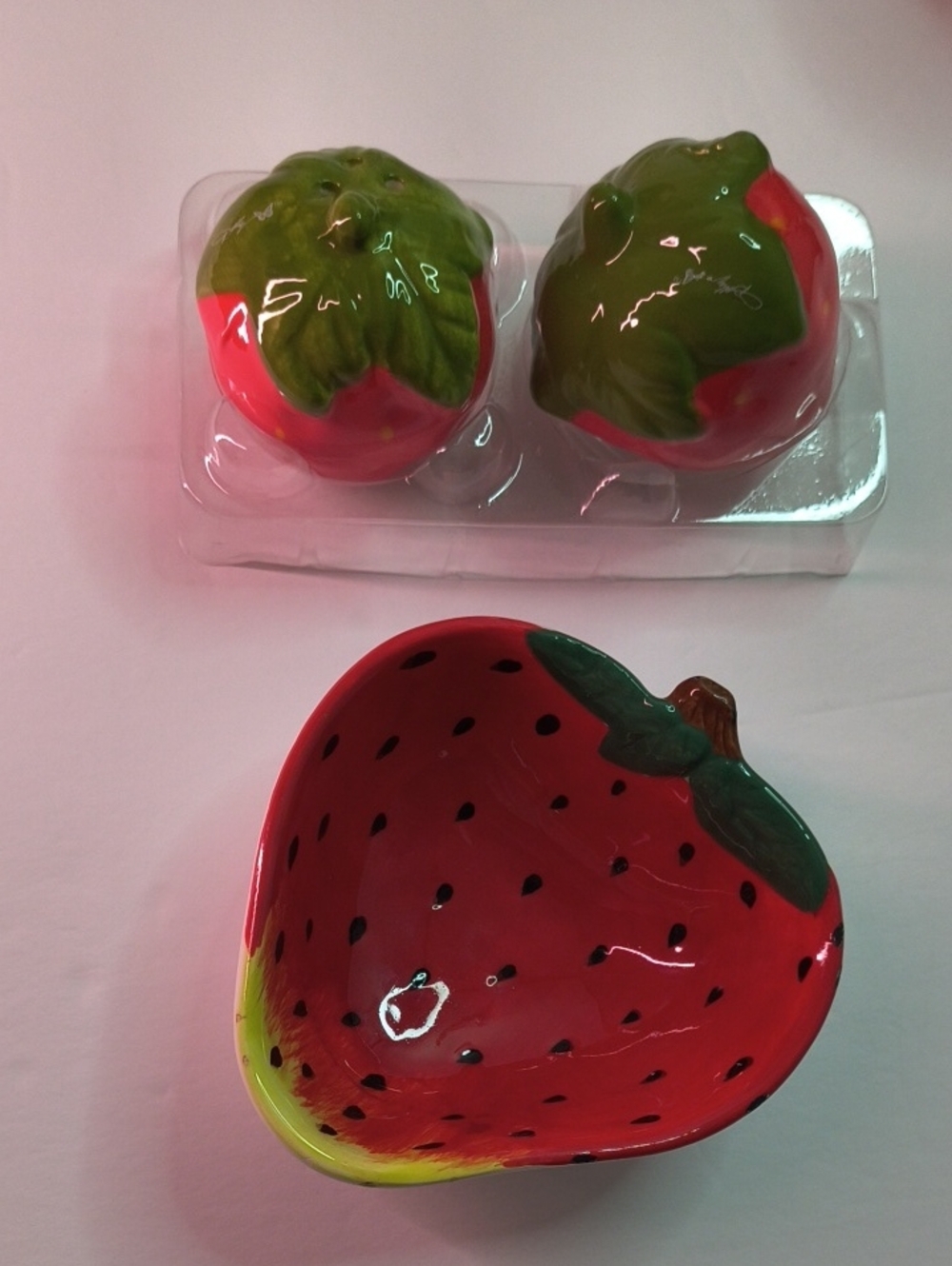 Dolly Parton Strawberry Salt & Pepper Set And Strawberry Ceramic Bowl